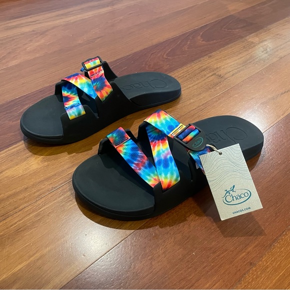 chaco slides tie dye